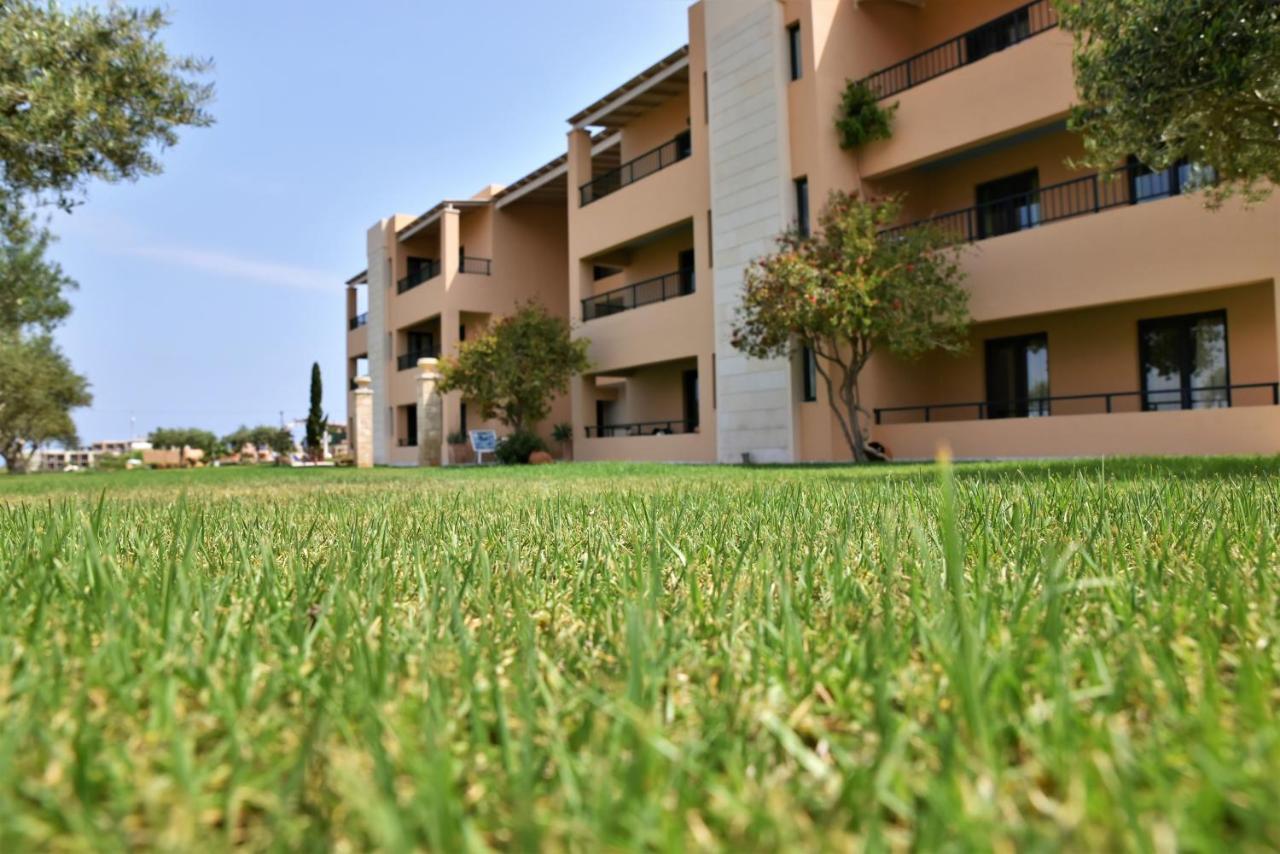 ماليا Golden Bay Hotel Apartments المظهر الخارجي الصورة