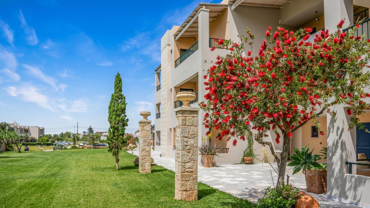 ماليا Golden Bay Hotel Apartments المظهر الخارجي الصورة
