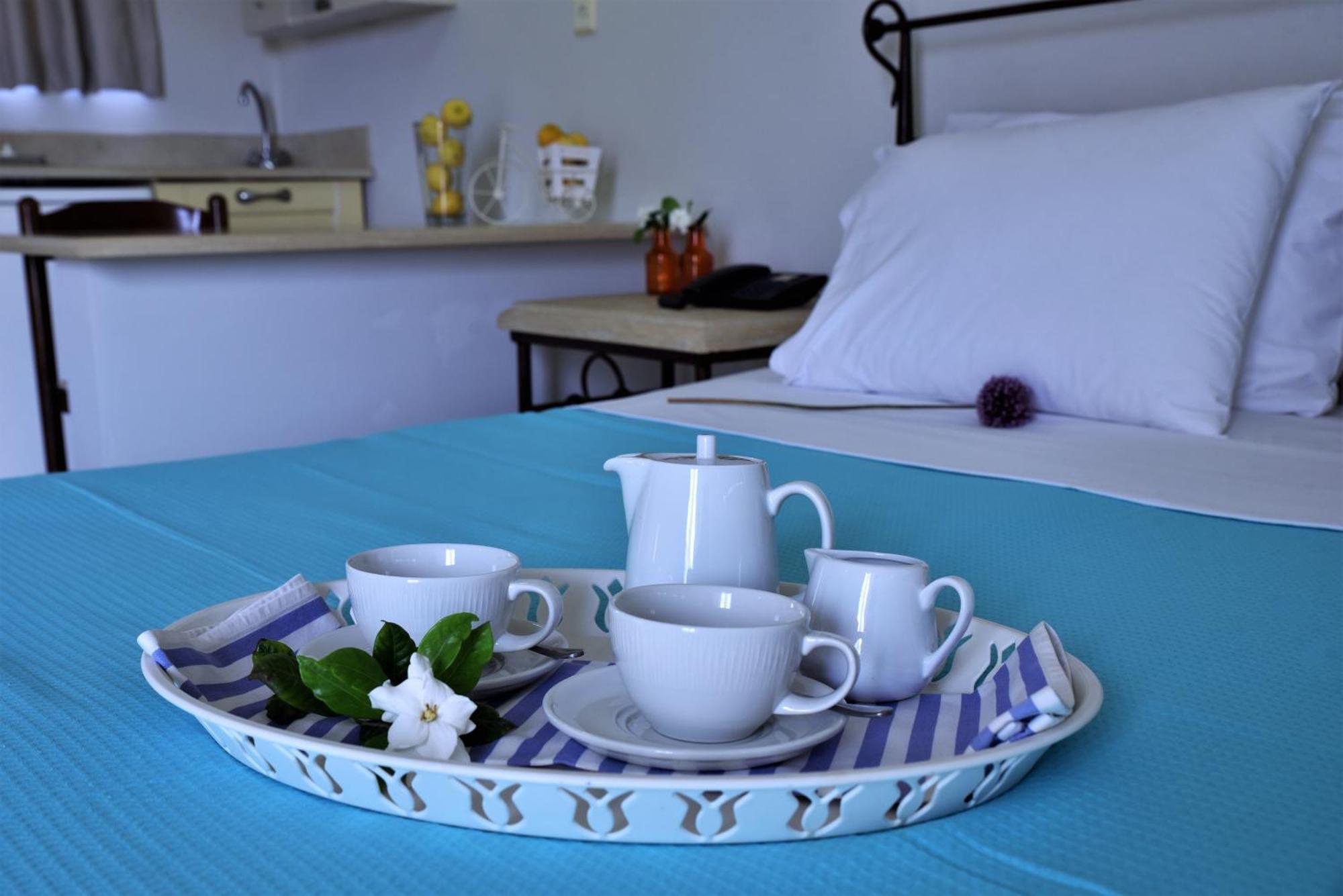 ماليا Golden Bay Hotel Apartments الغرفة الصورة