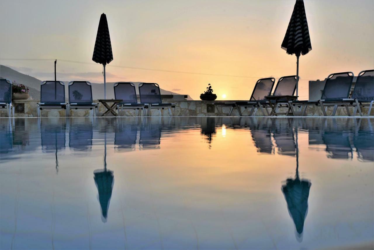 ماليا Golden Bay Hotel Apartments المظهر الخارجي الصورة